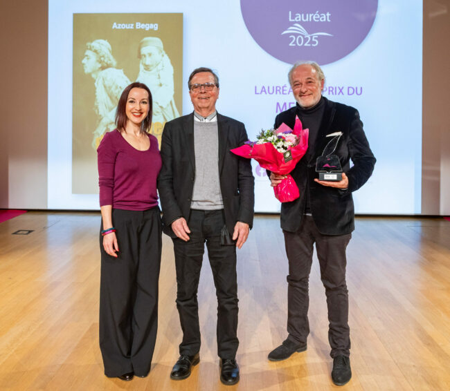 L'éditeur Erick Bonnier reçoit le Prix Handi-livres 2025 du Meilleur Roman au nom d'Azouz Begag pour le livre "Les yeux dans le dos"