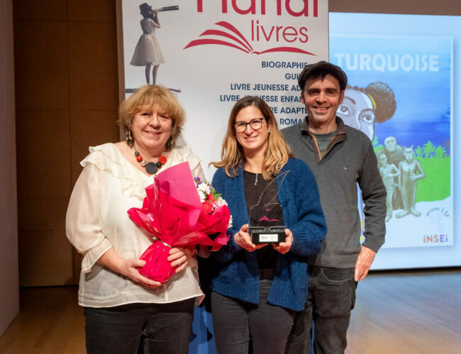 Anne Vanbrugghe, Clémentine Fave et Éric Martin reçoivent le Prix Handi-livres 2025 du Meilleur Livre Jeunesse Enfant