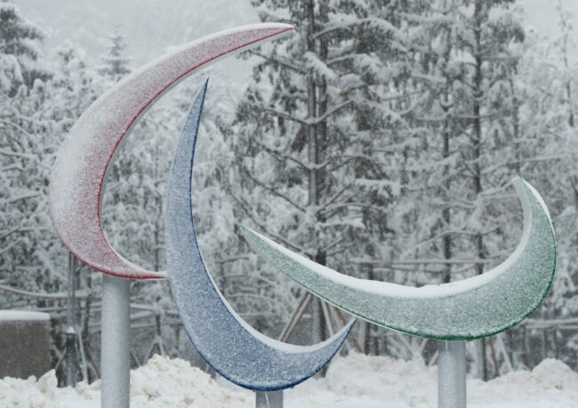 Logo des Jeux Paralympiques sous la neige